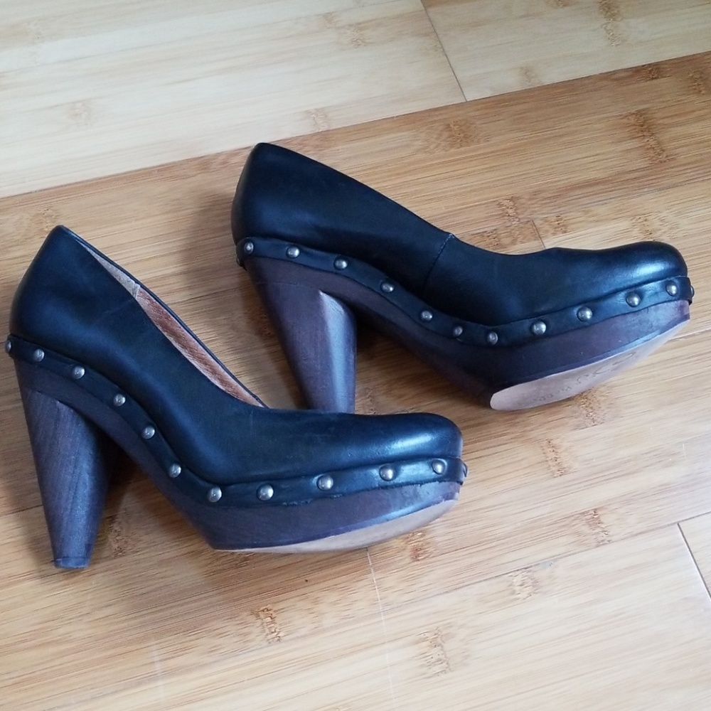Seychelles wood & leather platform heels